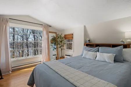 Cottage w/ boat parking, 2.7mi to free boat launch