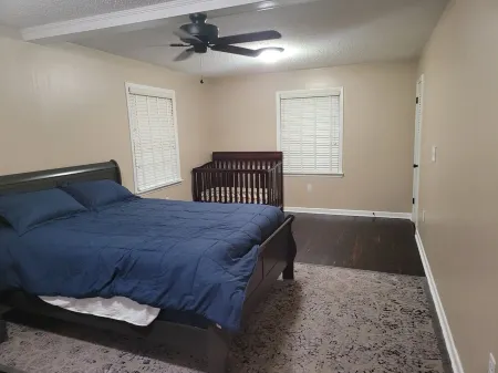 2. Beautiful lakeview home in Guntersville