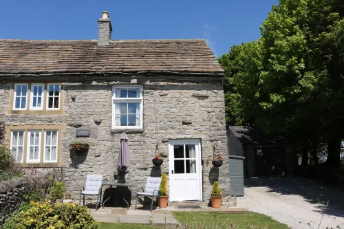 Townend Holiday Cottage - Cosy Countryside Retreat Hotels in Bakewell