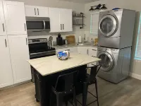 Quiet, peaceful little cabin just one mile from flowing wells marina