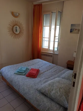 2 rooms Dinard center Отели рядом с достопримечательностью «Villa les Roches Brunes»