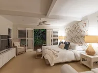 "Summer Salt Sunshine + Pets & HEATED POOL 150m to the beach! Hotels in Sunshine Beach