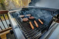Midnight Pines Lodge+HotTub+Cent AC+20mYellowstone - Hytter