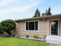 Centrally located, newly renovated home Hotels in Federal Way