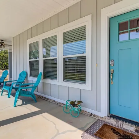Bright beach house steps from the sand & memories