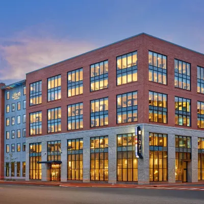Aloft Portland Downtown Waterfront ME Hotels near Wadsworth Longfellow House