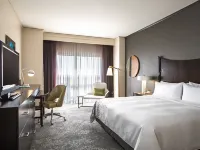Renaissance Raleigh North Hills Hotel Hotels near Lassiter Mill