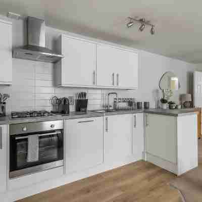 Beautiful apartment in the centre of Winchester with parking! Others