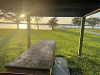 Stylish and Simplistic 1-Bedroom, 2-bathroom apartment at Locklairs Landing. Hotels in Berkeley County