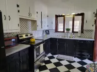 Charming 3-bedroom house located in the heart of Jackson. Hotels in Jackson