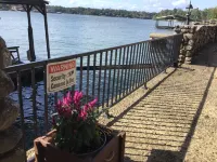 Million  dollar VIEW, SLEEPS 6, KING, QUEEN, 2 DAY BEDS WITH ALL LINENS, 4 TVs