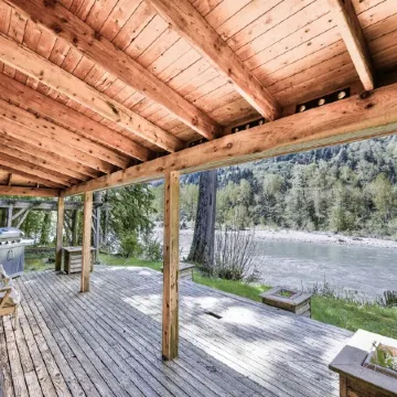 ❤️️️Relaxing, Remote Riverfront Satisfaction Guaranty