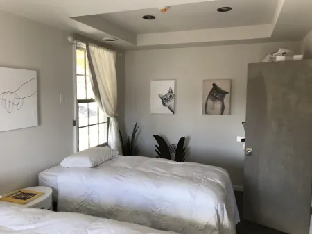 BRAND NEW | INCREDIBLE VIEWS | BOAT SLIP | TWO BALCONIES