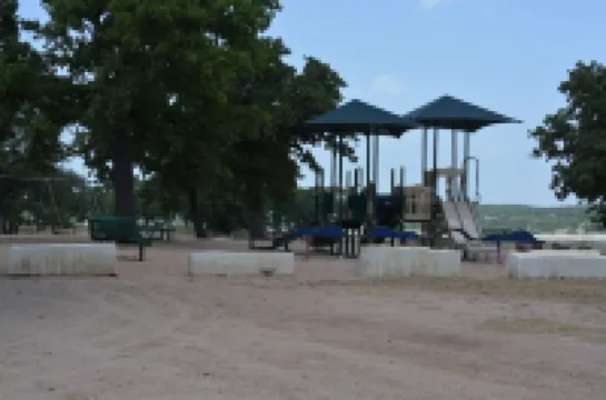 Lake Travis Retreat - Water View