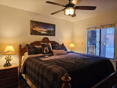 Gorgeous Condo - Walk To Eagle Express/Chair 15! Pet Friendly!