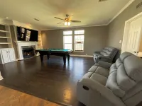 Spacious 5-bedroom house with WiFi, AC in charming Lafitte