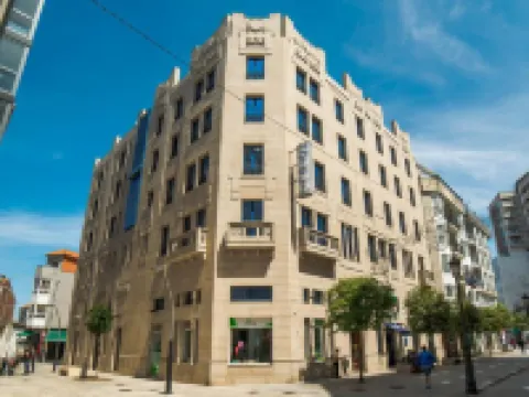 卡斯特拉歐 維拉加爾西亞·德·阿勞薩酒店