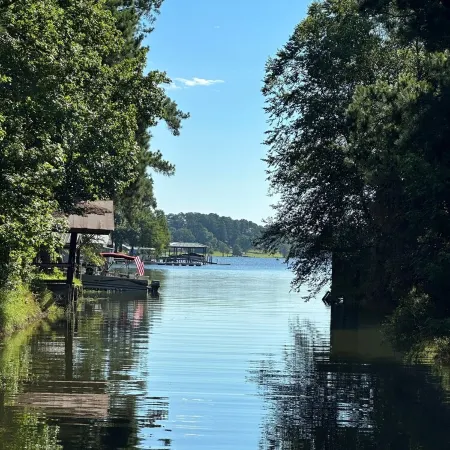 Toledo Bend Cabin-Mid-Lake-5 Miles from Town--Entire Cabin in Many, La