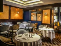 โรงแรม เจอหัวน์ เดอ โบว์ซ์ โรงแรมในชาทร์