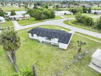 Charming 3-bedroom house in fantastic Port Charlotte ,8 minutes away from beach Hotels near Publix Super Market at Quesada Commons