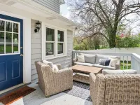 Entire Louisville Home w/Private Hot Tub - Quiet - Families - Extended Stays Hotels in Oldham County