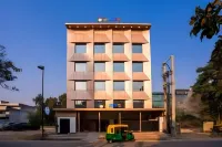 goSTOPS PLUS 古爾岡巴尼廣場 住宿飯店