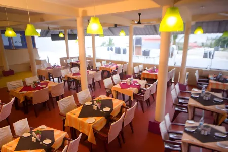 Hawah Beach Resort Kovalom Отели рядом с достопримечательностью «Kovalam Beach»