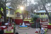 Green Hill Resort - 3-Star