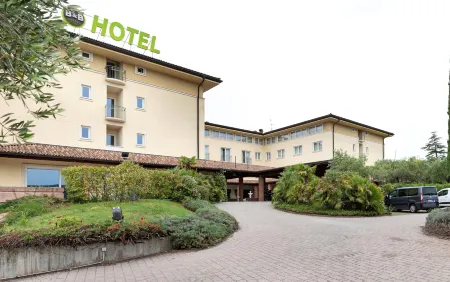 B&B Hotel Affi - Lago di Garda Отели в г. Кавайон-Веронезе