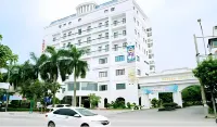 Khách Sạn Habana Các khách sạn gần Bảo tàng Lực lượng Vũ trang Việt Bắc Quân khu 1