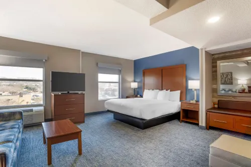 Comfort Suites Near Birkdale Village- Huntersville فنادق في Cornelius
