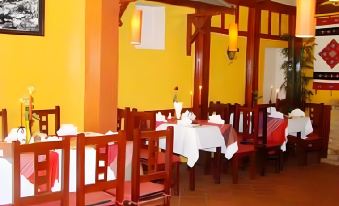 Nhiet Doi Hotel