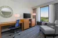 DoubleTree by Hilton Atlanta Airport Hotels in East Point