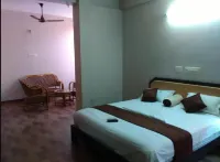 Subasree Cottage فنادق في Karaikal