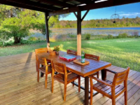 SANDY LAKES FARM - 40+ acre private retreat on Sandy Lake