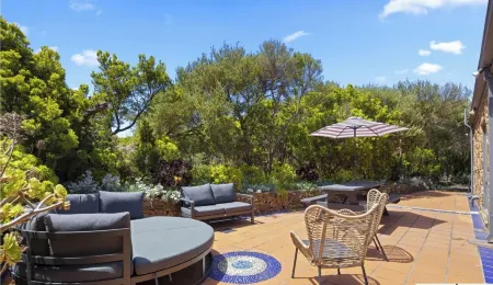 Tuscan style ocean beach escape on the Peninsula