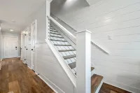 Close to 30A, Close to Pier Park - 2 Bed/2.5 Bath on Beach ~Renovated~