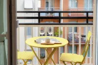 Luci A Lago - by Myhomeincomo Hotels in Uggiate con Ronago