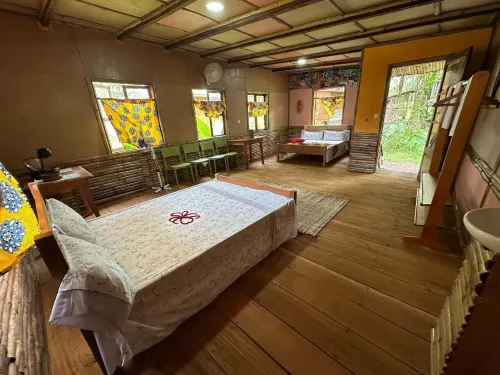 Campismo Praia Grande Hotels in Caue