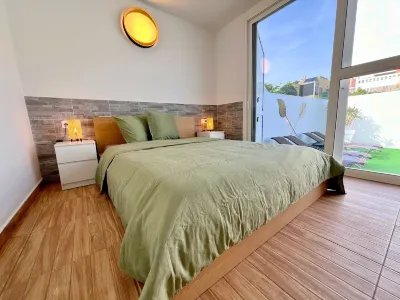 Sea View Bungalow with Communal Pool