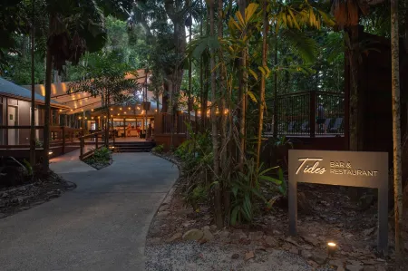 Cape Trib Beach House Отели в г. Торнтон Бич