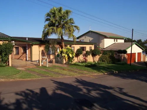 Birdcage B&B Hotels in Kingsburgh