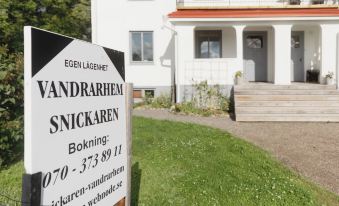 Snickaren Vandrarhem Own apartments