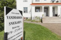 Snickaren Vandrarhem Own apartments Hotels in Grastorp