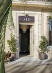 Hôtel le XIX Hotel dekat Basilique Saint-Aphrodise