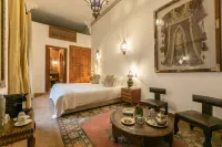 Riad Les Trois Palmiers El Bacha