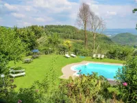 Stunning Holiday Home in Umbria with Hot Tub