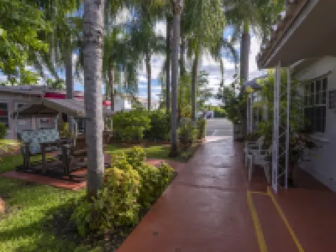 Richard's Motel Extended Stay Hotels in Hallandale Beach