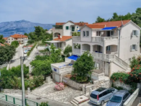 Apartments Ivo Hotels in Postire
