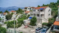 Apartments Ivo